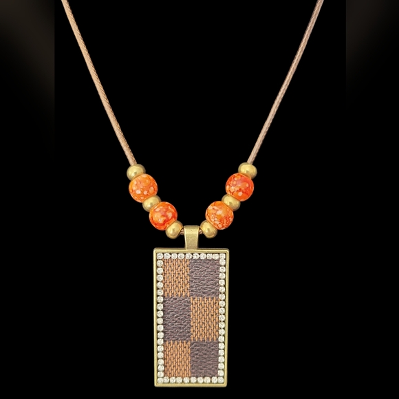 Checkered Pattern Inlay Pendant Necklace - Picture 15 of 15